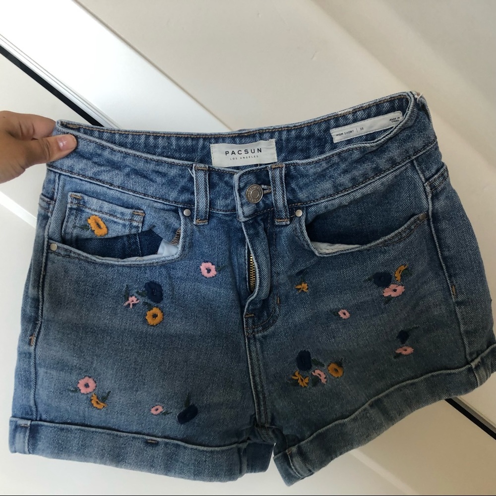 Pacsun mom jeans